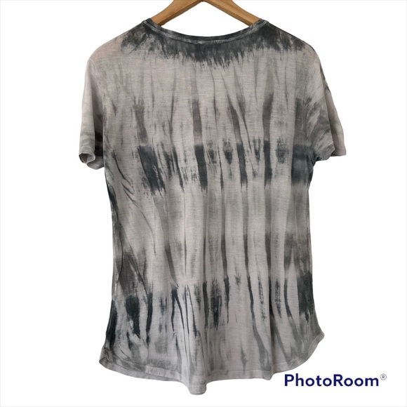 LORD & TAYLOR GREY SHORT SLEEVED TOP/TSHIRT WITH TIE DYE EFFECT, EXTRA SMALL - Picture 2 of 4
